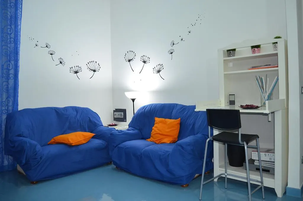 דירות רומא Casa Flora 0*,  איטליה